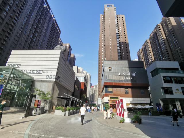 西安最大的商场，西安最大购物广场（西安最具特色的商业你知道几个）