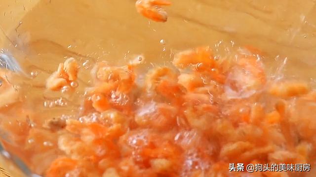 关于馄饨做法及配料最简单教程，鲜肉馄饨这样做调料