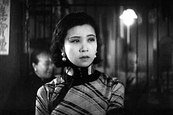 阮玲玉经典电影，深深地被张曼玉的演绎吸进去