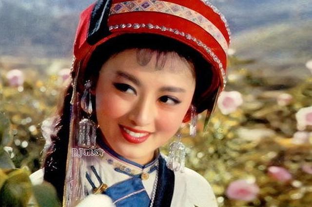 刘玉茹老照与新照对比，《上甘岭》女卫生员“王兰”刘玉茹已离世近两年