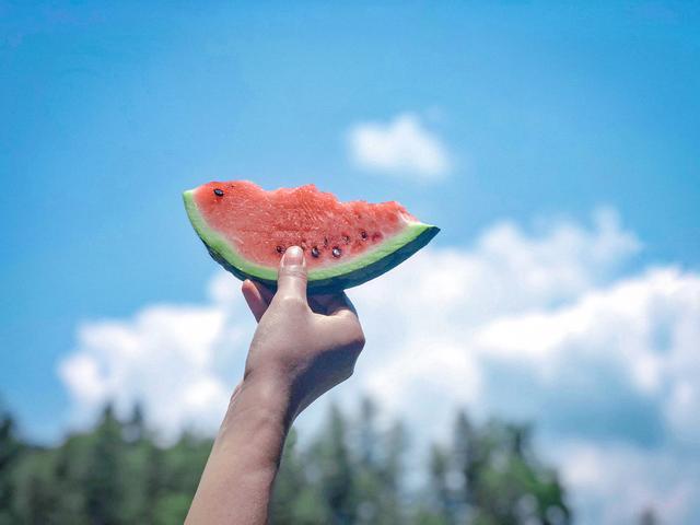 日系胶片色调调色分享，超好看的日系胶片色如何调