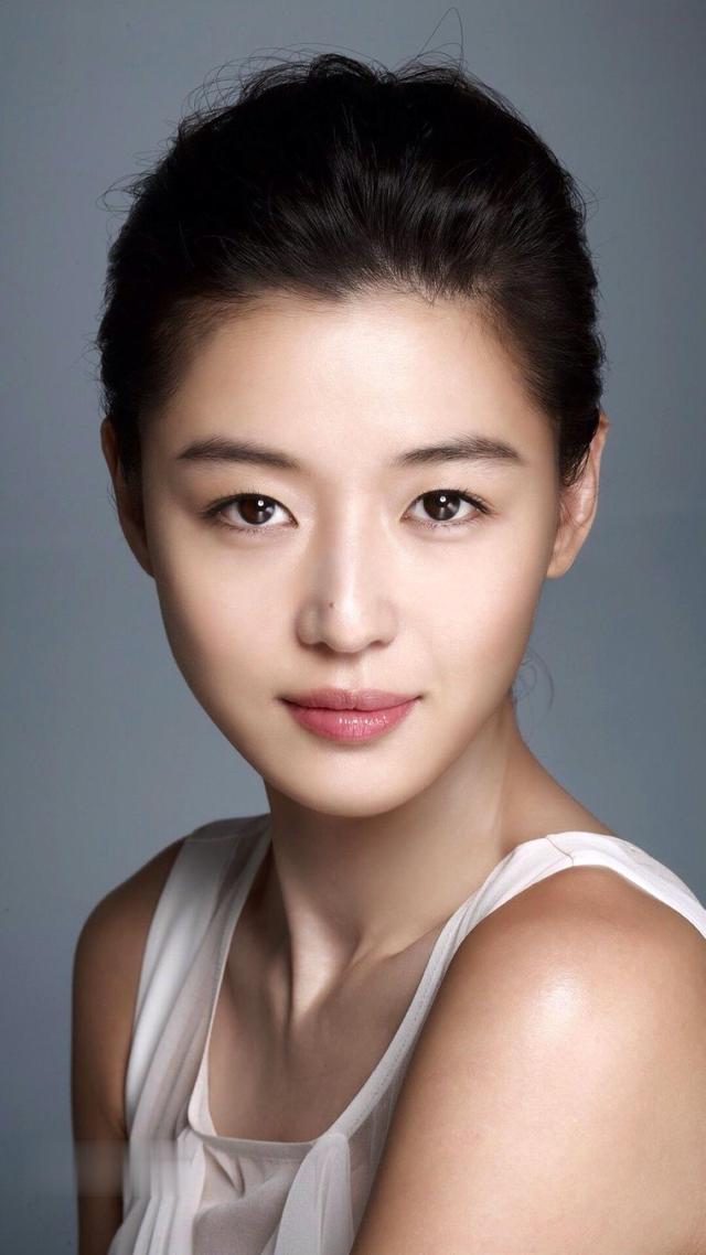 韩国十大实力女演员，韩国十大纯天然女演员