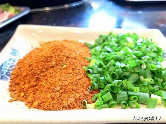 传统油炸串串制作，这味道没有几个人能扛得住