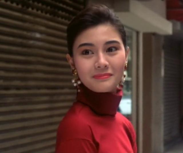 李嘉欣年轻颜值巅峰，李嘉欣惊鸿美图（李嘉欣性感写真照）