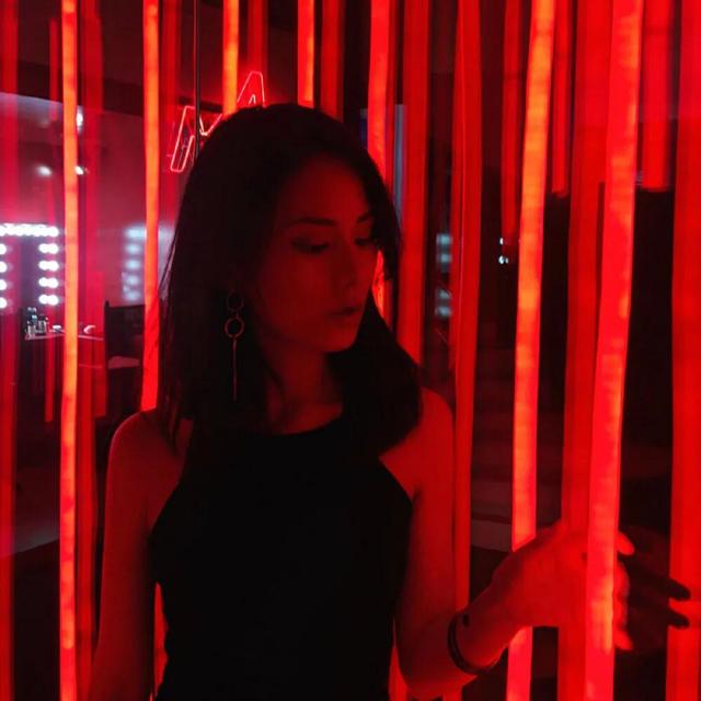 超酷超拽的女生头像，超酷霸气女生头像