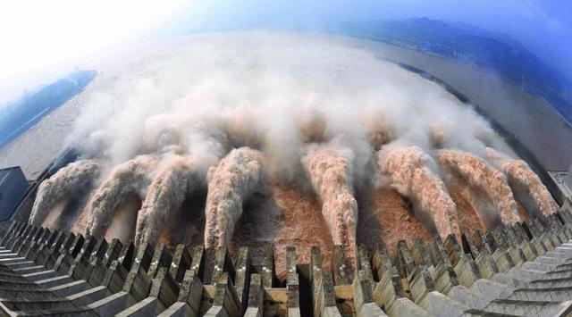 三峡大坝发电量，三峡大坝每年能发电多少度（累计发电量15634亿千瓦时）