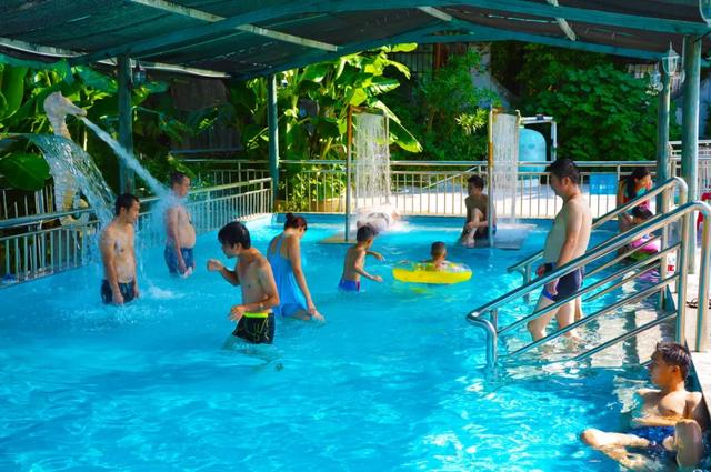 东莞莲花山公园水上乐园，东莞南城水濂山