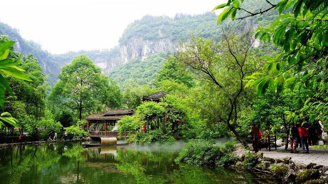 重庆酉阳旅游景点，酉阳十大旅游景点介绍（酉阳桃花源、叠石花谷、龚滩古镇攻略）