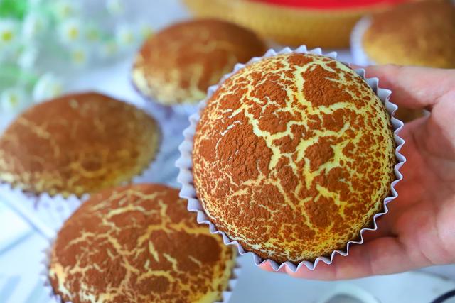 做面包的方法和配方简单易学，简单好看又好吃的小面包