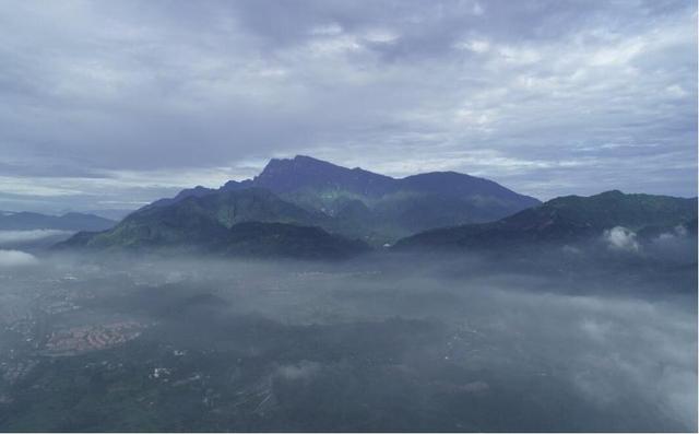 四川峨眉山介绍，中国四大佛教名山之一——峨眉山