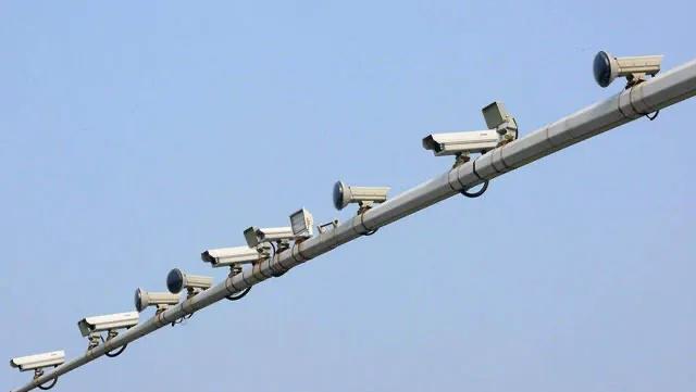 抓拍摄像头有几种，马路上违章拍照摄像头都有哪些（注意看清这5种摄像头开车才不会被罚）