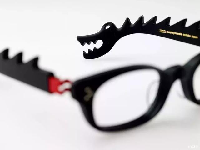 太阳镜怎么挑选，怎么选择适合自己的太阳镜（夏天开车阳光刺眼）