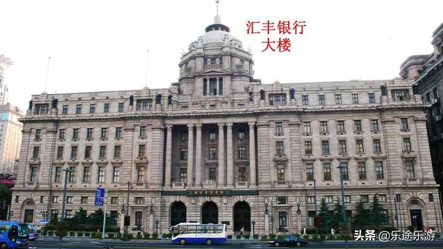 上海外滩以前的样子vs现在的样子，270多年前这里还是一片烂泥滩