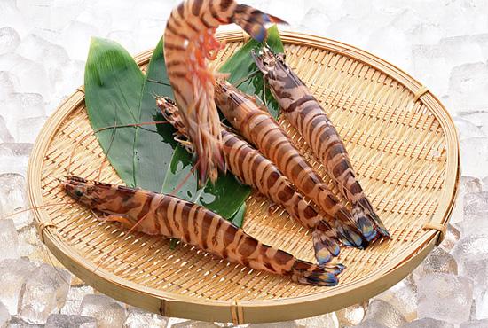 日式料理虾刺身，日本有名的刺身，你喜欢哪一个