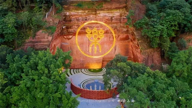 乐山大佛博物馆，这个月去乐山大佛旅游攻略图