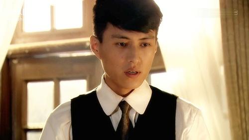 盘点那些年靳东演过的影视剧，靳东主演的4部“谍战剧”
