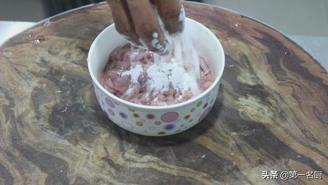 京酱肉丝用什么肉，正确的京酱肉丝做法（这才是京酱肉丝）