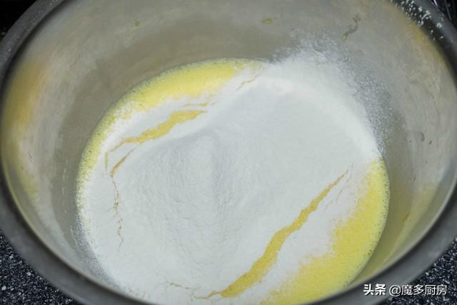 电饭煲蛋糕配方，电饭锅蛋糕最简单做法懒人