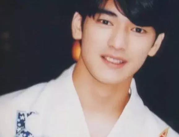 金城武长得真的不帅，48岁金城武近况曝光