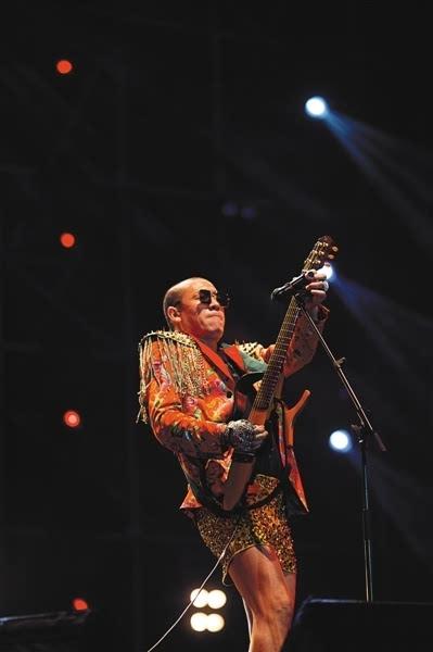 二手玫瑰成名曲，梁龙二手玫瑰全部