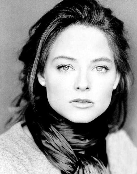 21世纪好莱坞女明星，绝代芳华--好莱坞现代10位美貌与演技并重的女明星