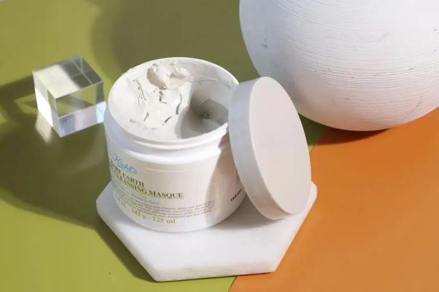 科颜氏白泥面膜的正确使用方法，科颜氏白泥清洁面膜的正确使用（告别油腻，黑头粉刺都给我退）