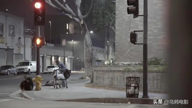 网飞用命换来的纪录片，网飞百科（这部纪录片还原了产房里的生死抉择）