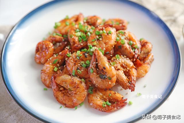 油焖大虾用什么虾，六种油焖大虾的做法（大虾怎能只煮或炸着吃）