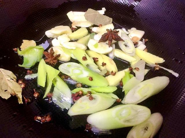 最简单清炖带鱼的做法，觉得做带鱼太麻烦