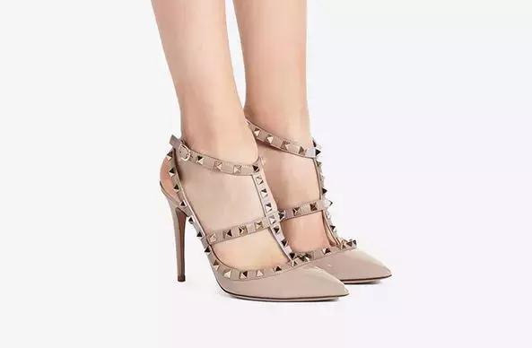 女婚鞋什么牌子好，备婚狂们疯狂加购的婚鞋都在这儿了