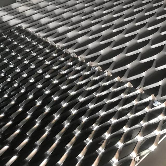 菱形钢板网市场价格，钢板网厂家一般代名词为菱形钢板网