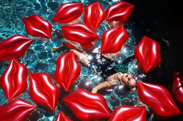 对比色构图大全，用颜色对比构图