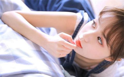 对女生表白的情话，跟女生表白很长的情话短句（最能让女孩心动的表白情话）