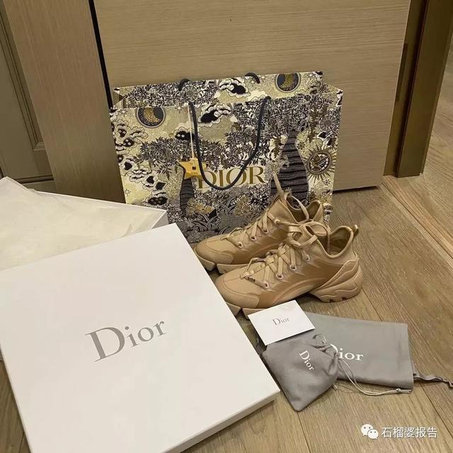 冬天穿什么鞋舒服又好看，冬天到底穿什么鞋