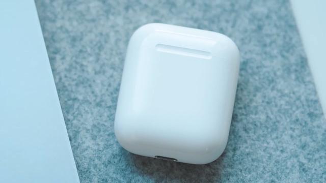 苹果耳机airpods一代测评，评测：看不出是新款