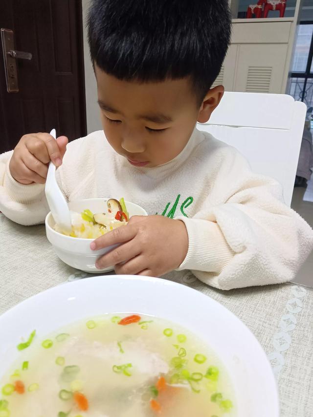 鸡蛋肉饼汤家常做法大全，鸡蛋肉饼汤家常做法