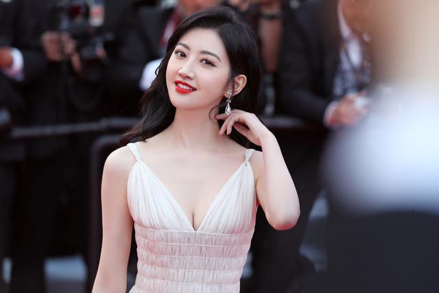 女明星的短发好看的有哪些，不是所有人都适合短发