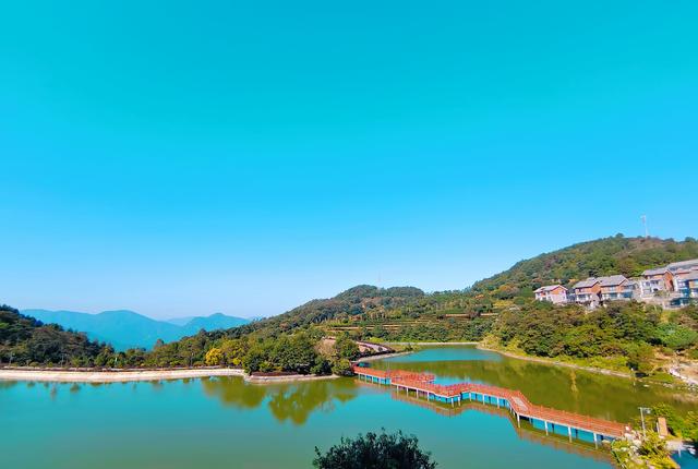 广东车牌是按照经济排的嘛，广东曾有3种车牌号的城市