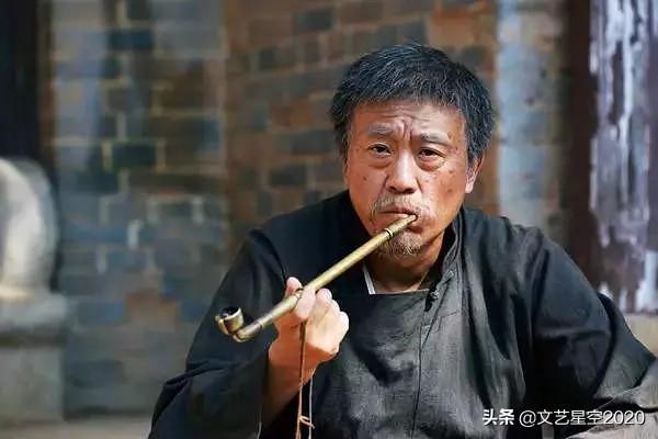 何冰主演的电视剧大全，何冰所有的电视剧（从双料视帝到无戏可拍）