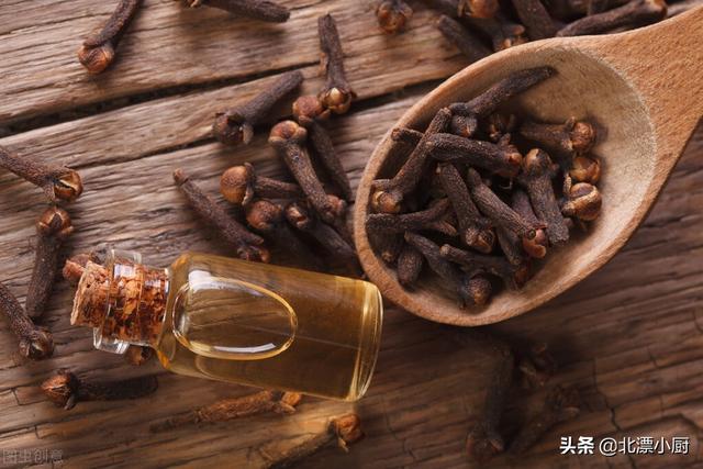 常用的22种香料，30种家用香料的特性和用途