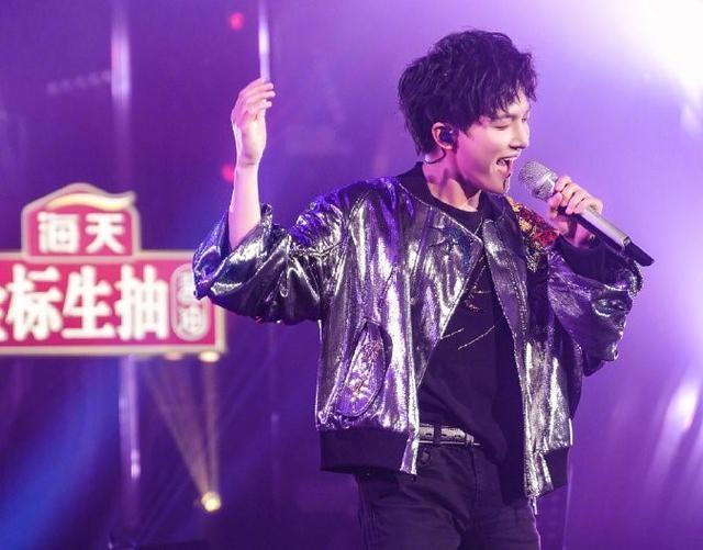 周深成名后有什么变化，出道7年从被淘汰