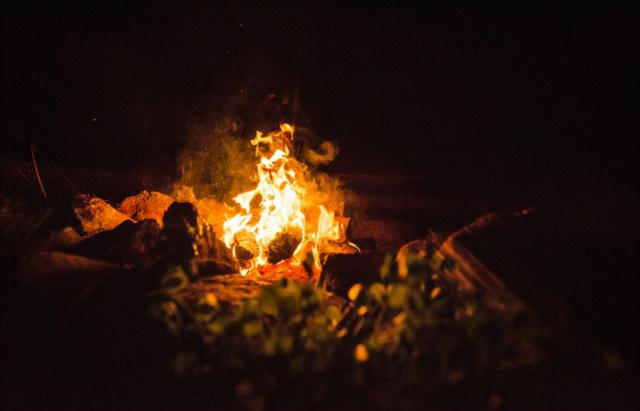 遗物什么最吉利，有两件遗物不能烧（老人去世哪两样东西不能烧掉）