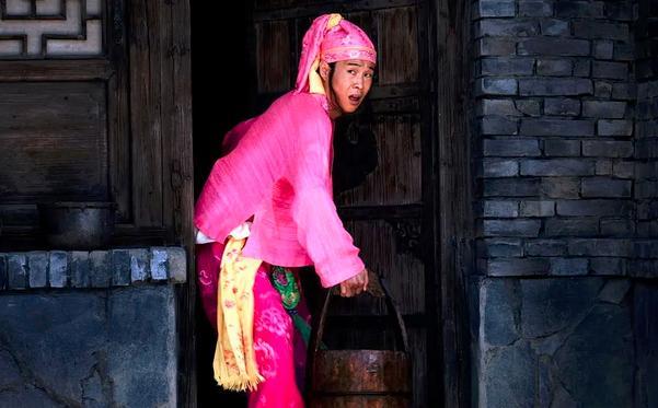 为什么小沈阳春晚红了，28岁上春晚爆红的小沈阳