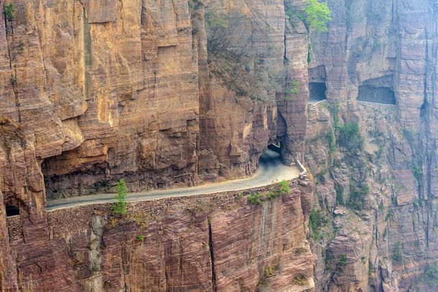最险的太行山挂壁公路，南太行最著名的4大挂壁公路