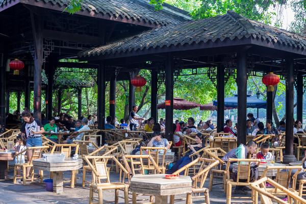 最近的旅游团周边旅游，过年十大热门跟团旅游目的地