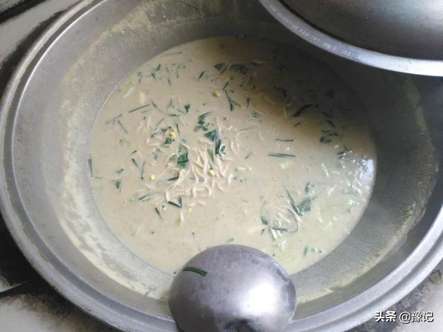 粉浆面条用什么面条做，河南人最爱吃的面条之一