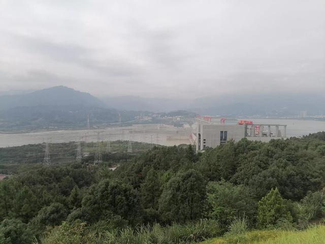 三峡大坝旅游景点，湖北宜昌三峡大坝旅游景点有哪些（领略世界第一坝的水涨船高）
