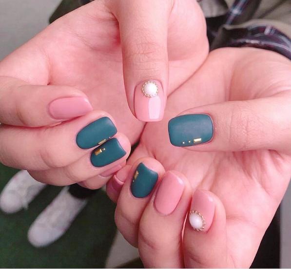 好看的显白的纯色美甲推荐，好看又显白系列美甲