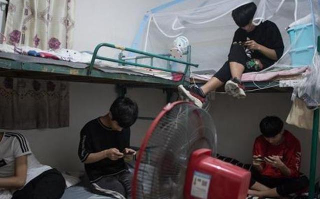 网恋奔现翻车现场，大学生网恋奔现翻车（盘点15个网恋奔现翻车现场）