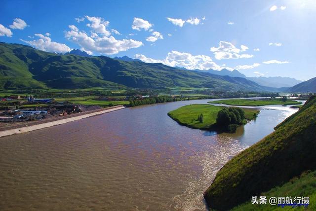 新都桥草原风景，新都桥—塔公草原—雅砻江河谷——迷人的夏季风光